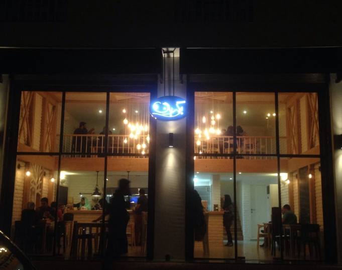 فست فود برگربان بندرعباس ۵